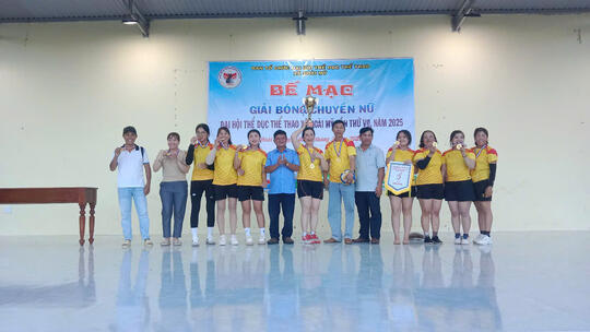 <a href="/tin-tuc/van-hoa-xa-hoi" title="Văn hóa - Xã hội" rel="dofollow">Tin từ các huyện, thị xã, thành phố</a>
